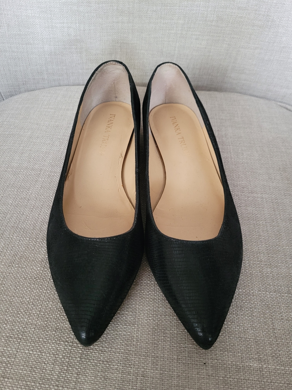Black Pointed-Toe Flats by Ivanka Trump – Size 7M